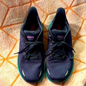 Hoka Clifton 8 sneakers